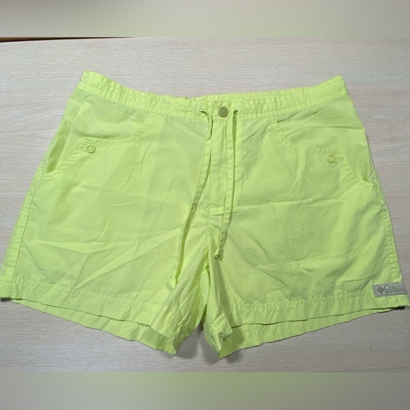 Columbia Women’s Yellow Snap Drawstring No Net Shorts PM - Picture 2 of 10